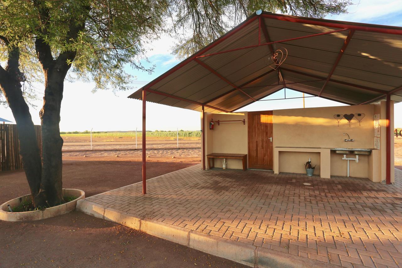 Villa Bastion Farmyard Mariental Exterior foto